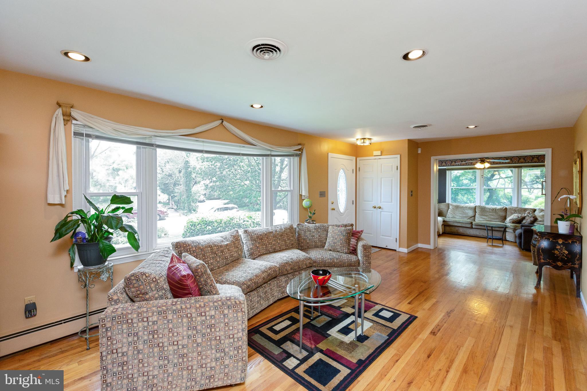 HILLSMERE ESTATES - Residential