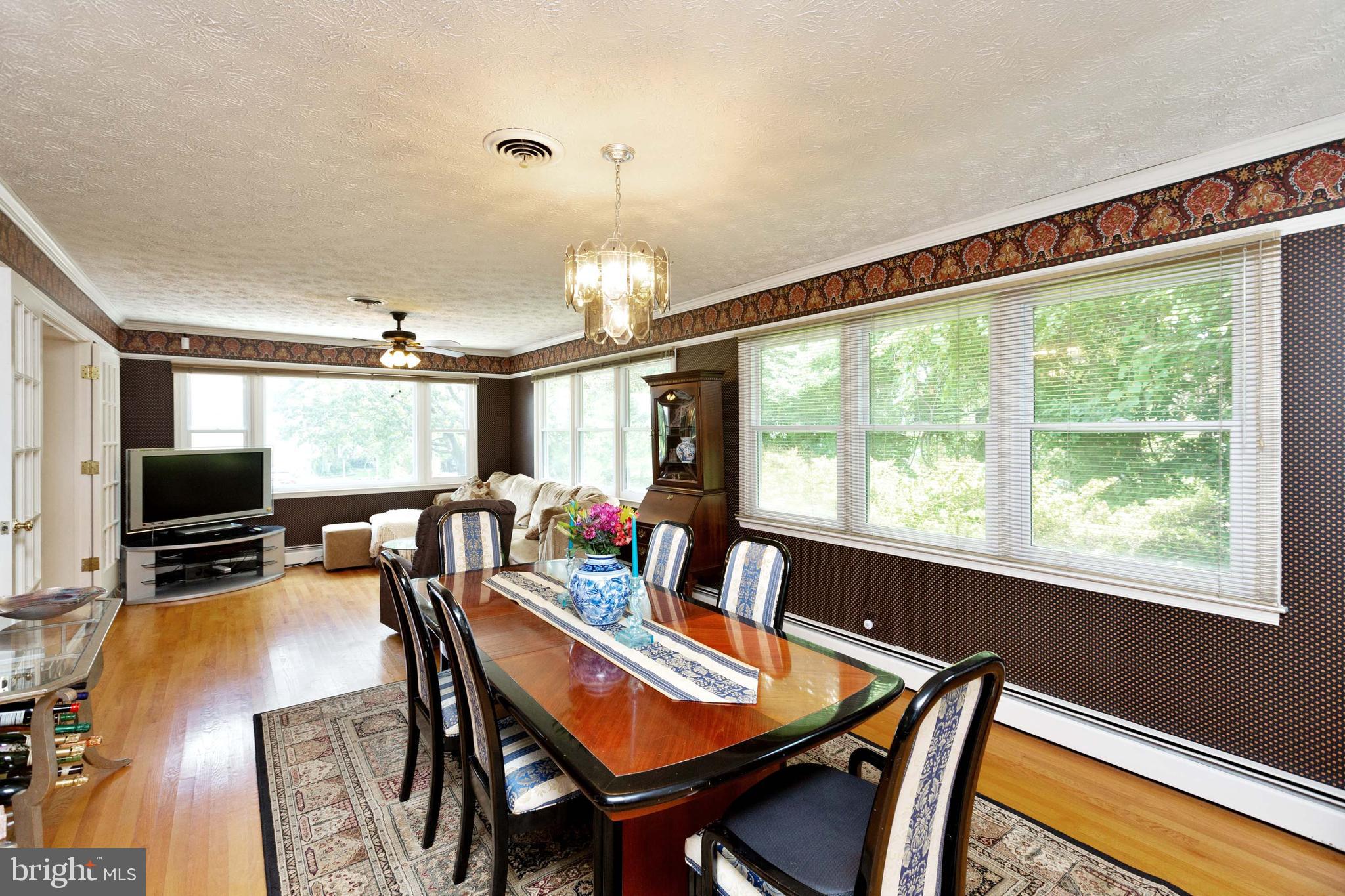 HILLSMERE ESTATES - Residential