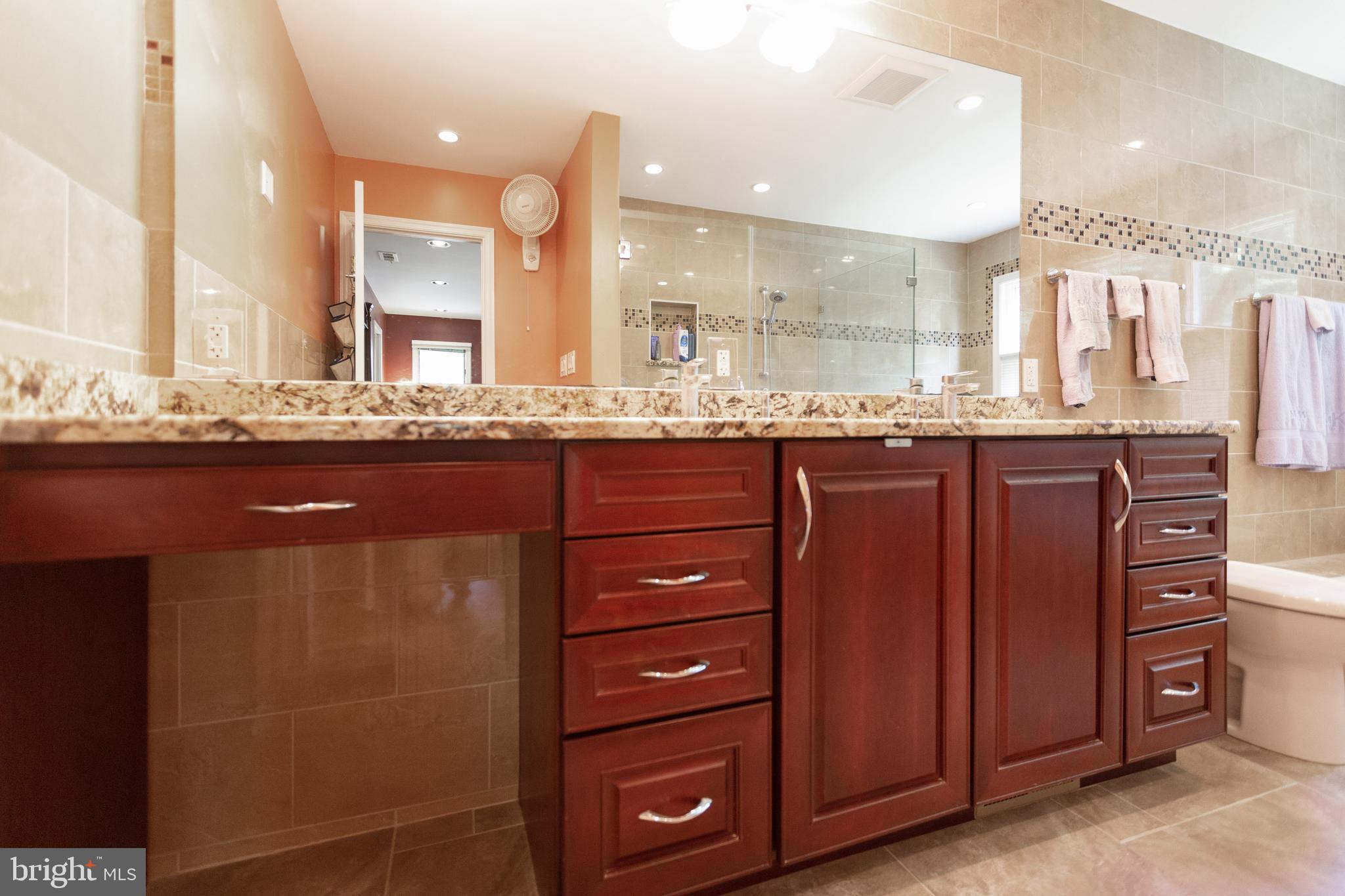 HILLSMERE ESTATES - Residential