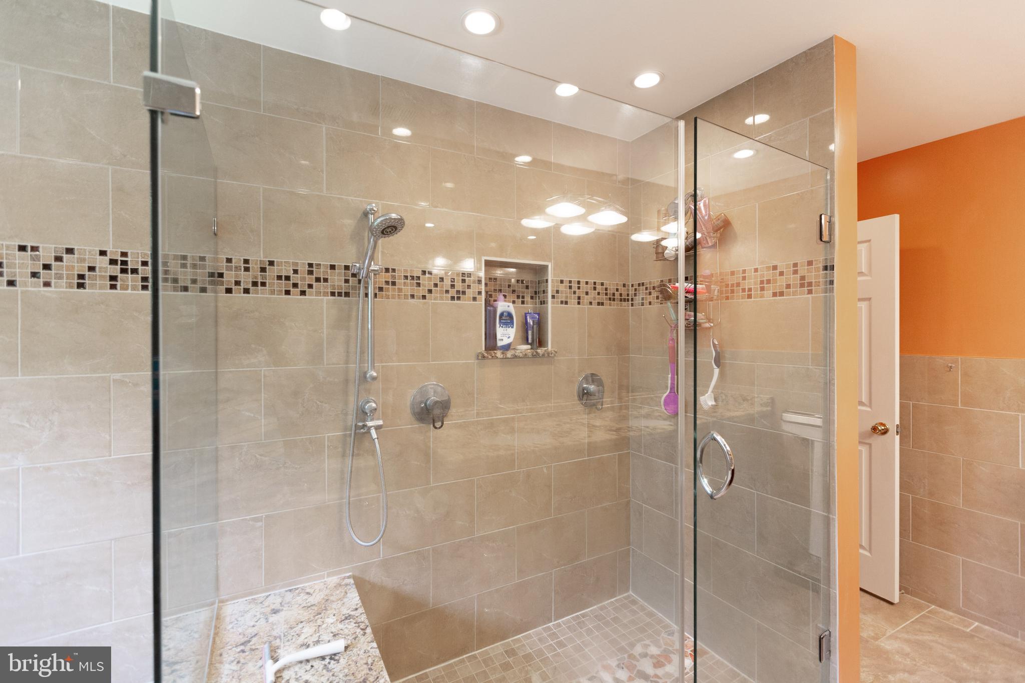 HILLSMERE ESTATES - Residential