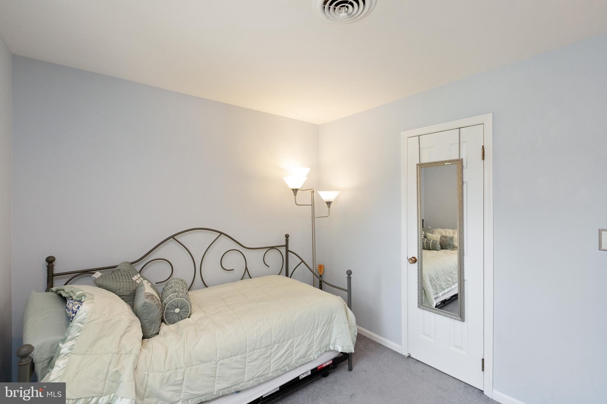 HILLSMERE ESTATES - Residential