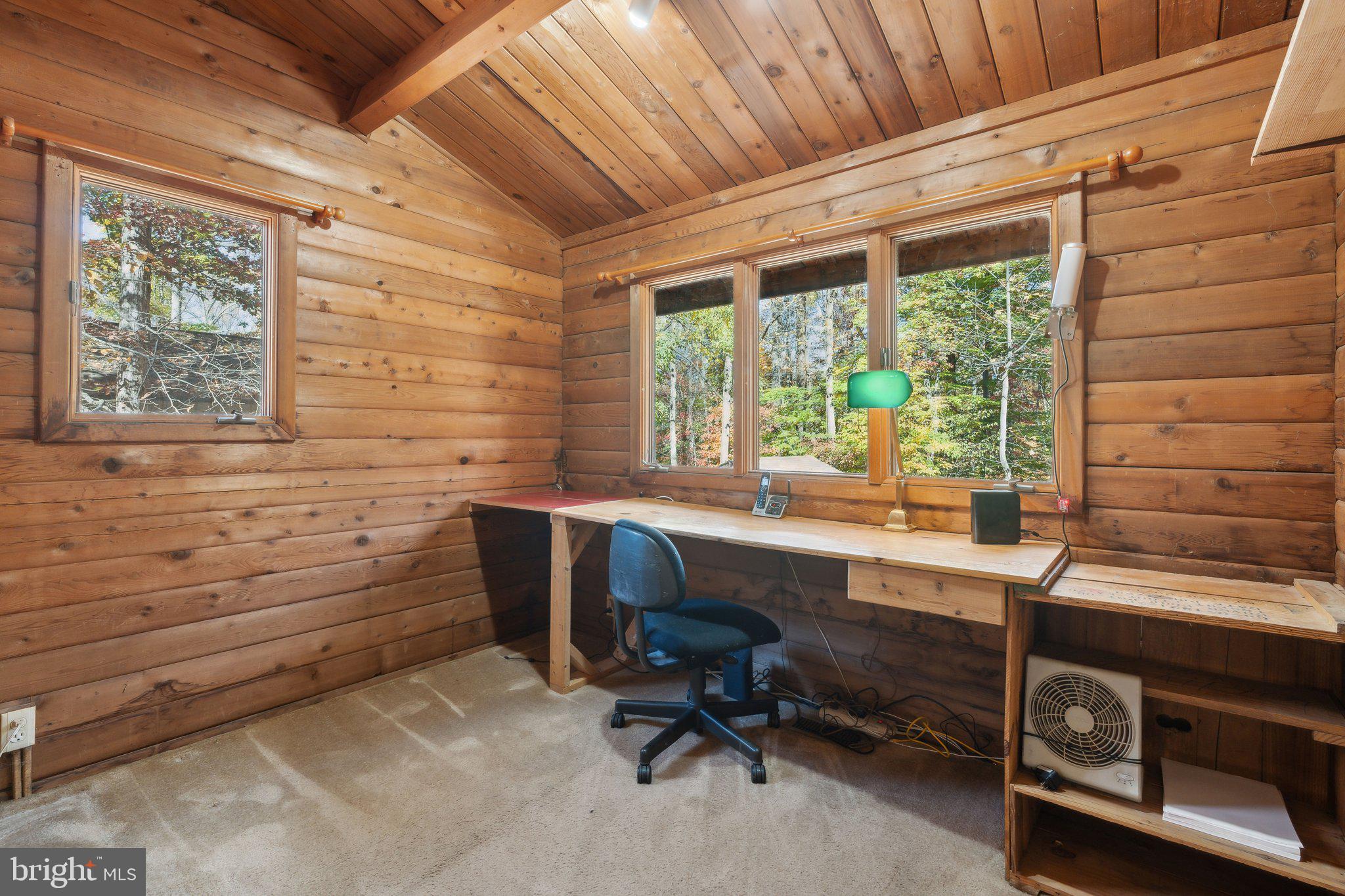 SHENANDOAH RETREAT - Residential