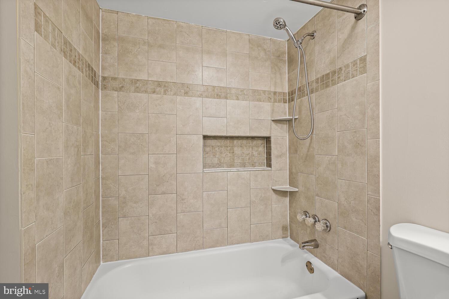 NORTHVIEW AT BELAIR VILLAGE - Residential