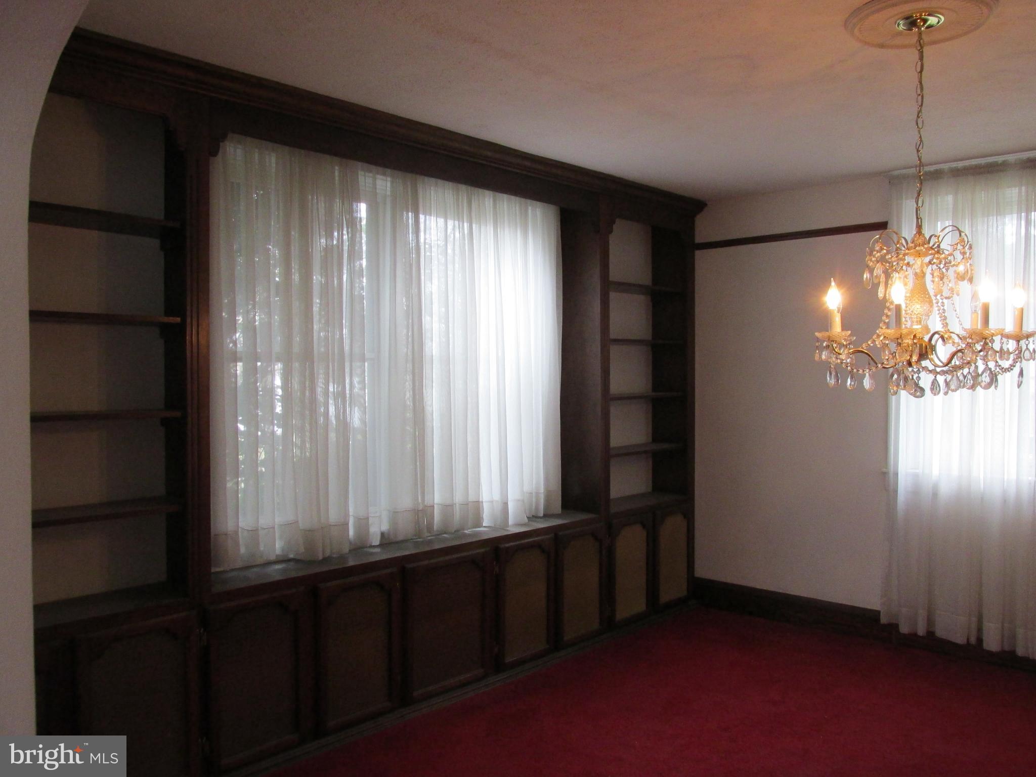 OLD DUNDALK - Residential