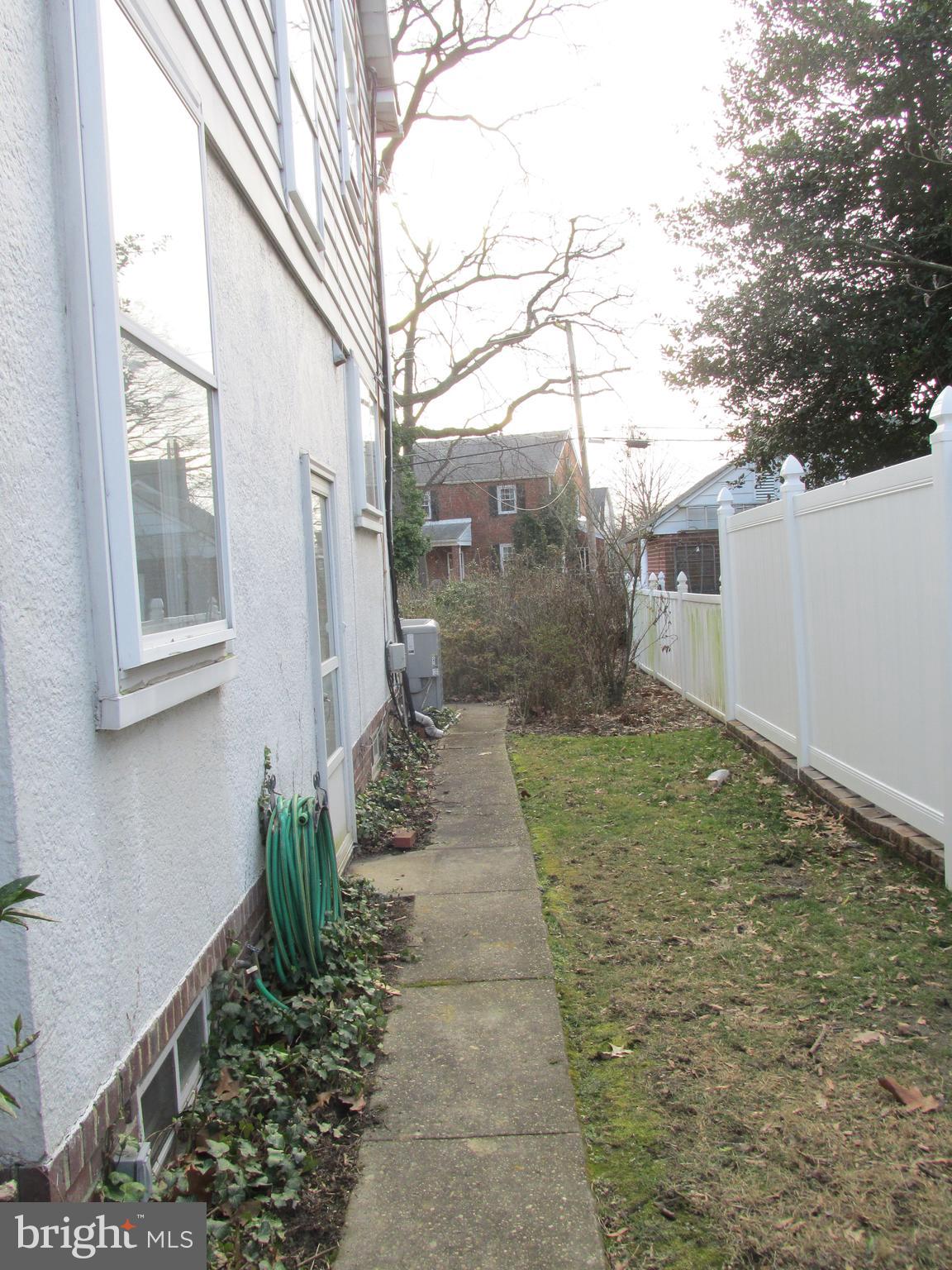 OLD DUNDALK - Residential