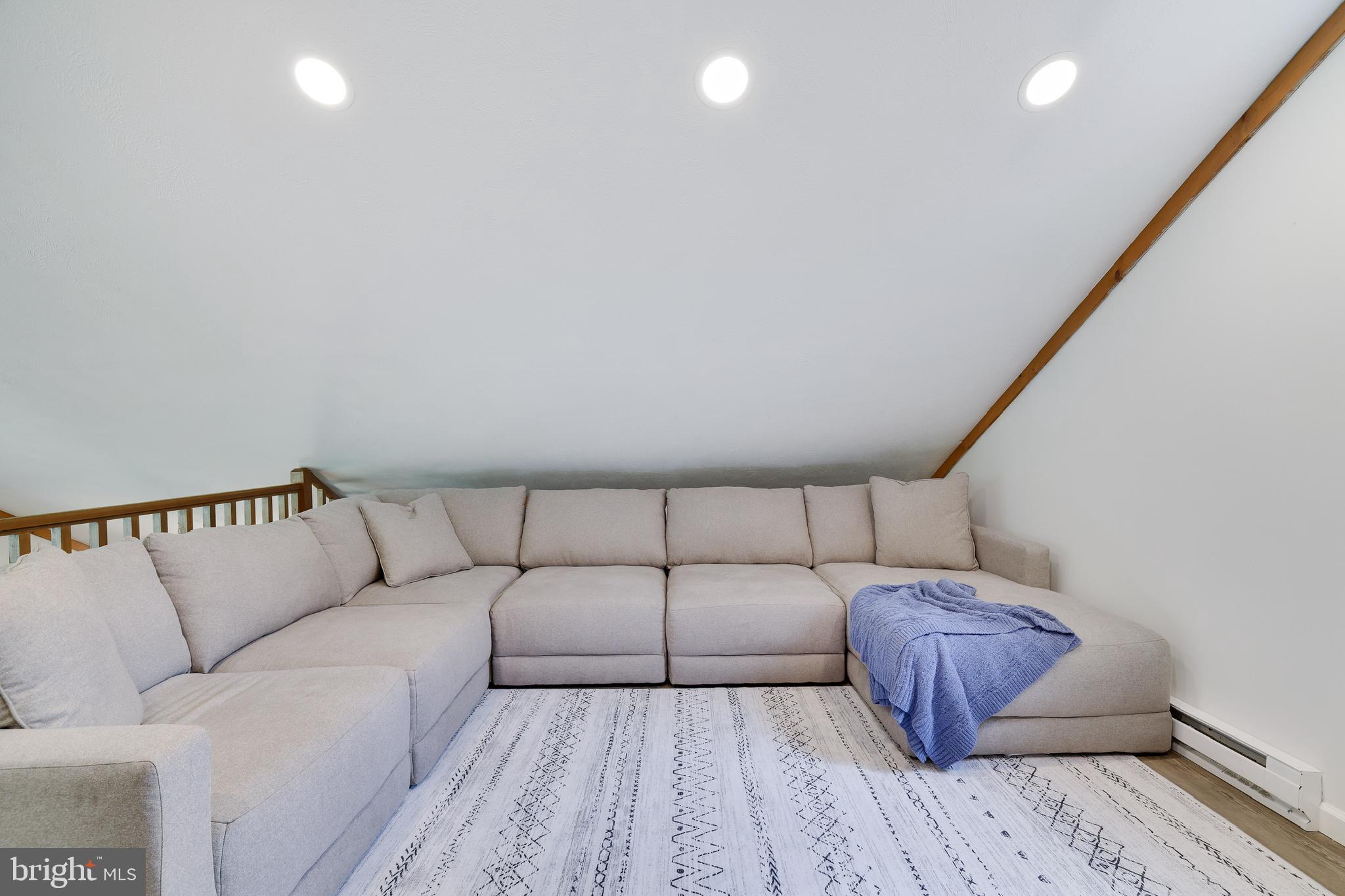 POCONO COUNTRY PLACE - Residential