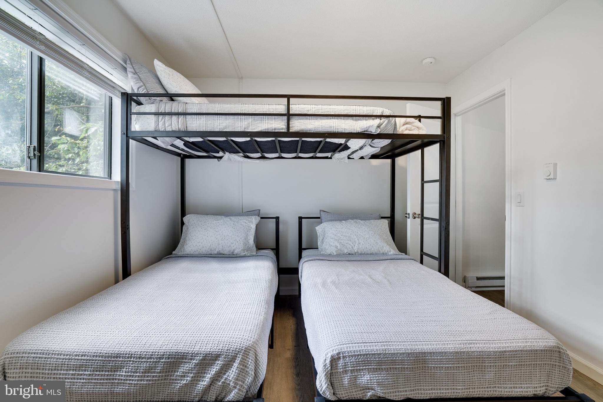 POCONO COUNTRY PLACE - Residential