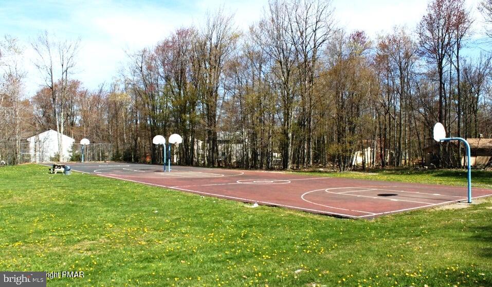 POCONO COUNTRY PLACE - Residential