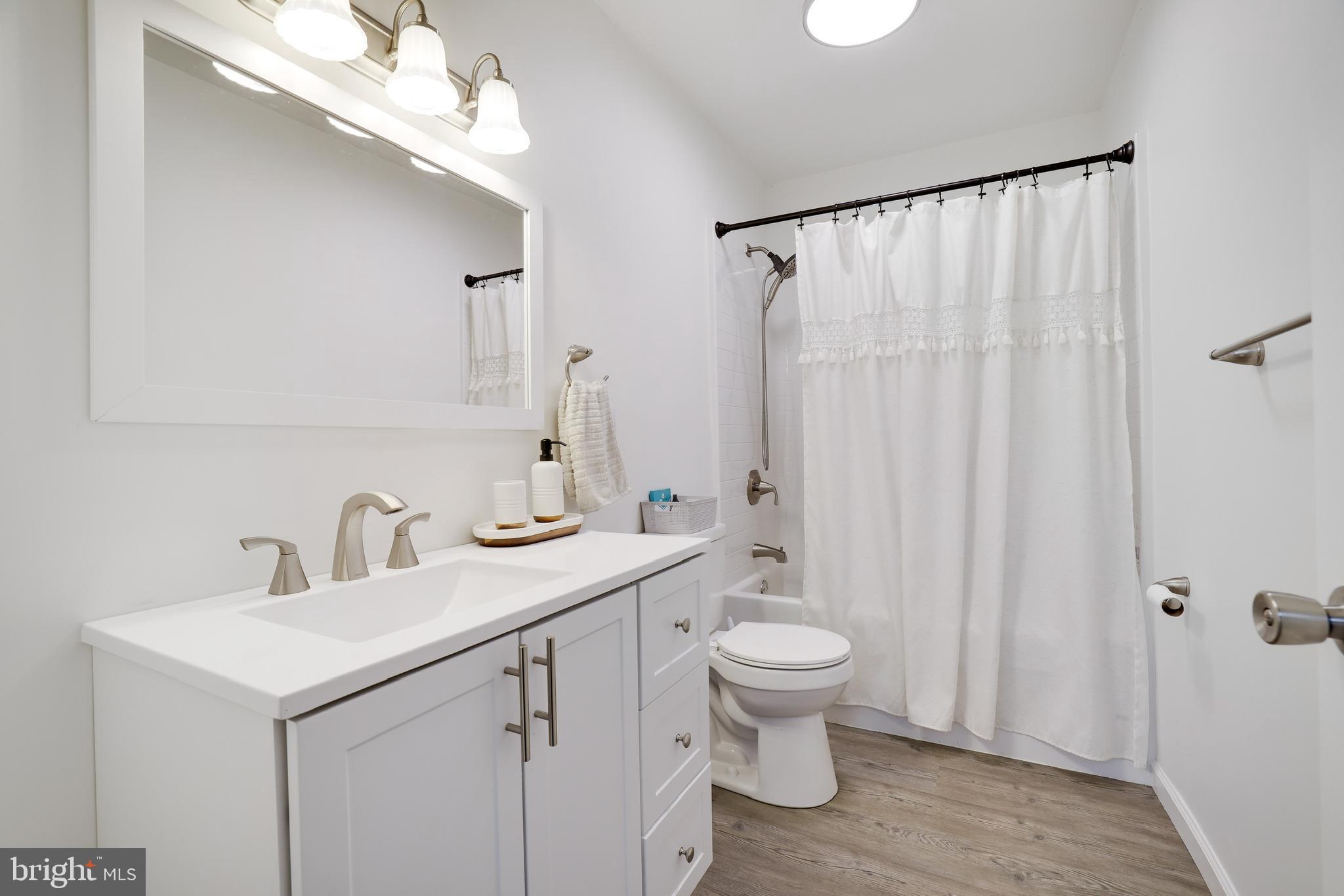 POCONO COUNTRY PLACE - Residential