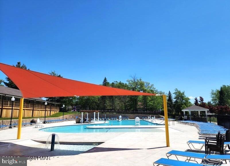 POCONO COUNTRY PLACE - Residential