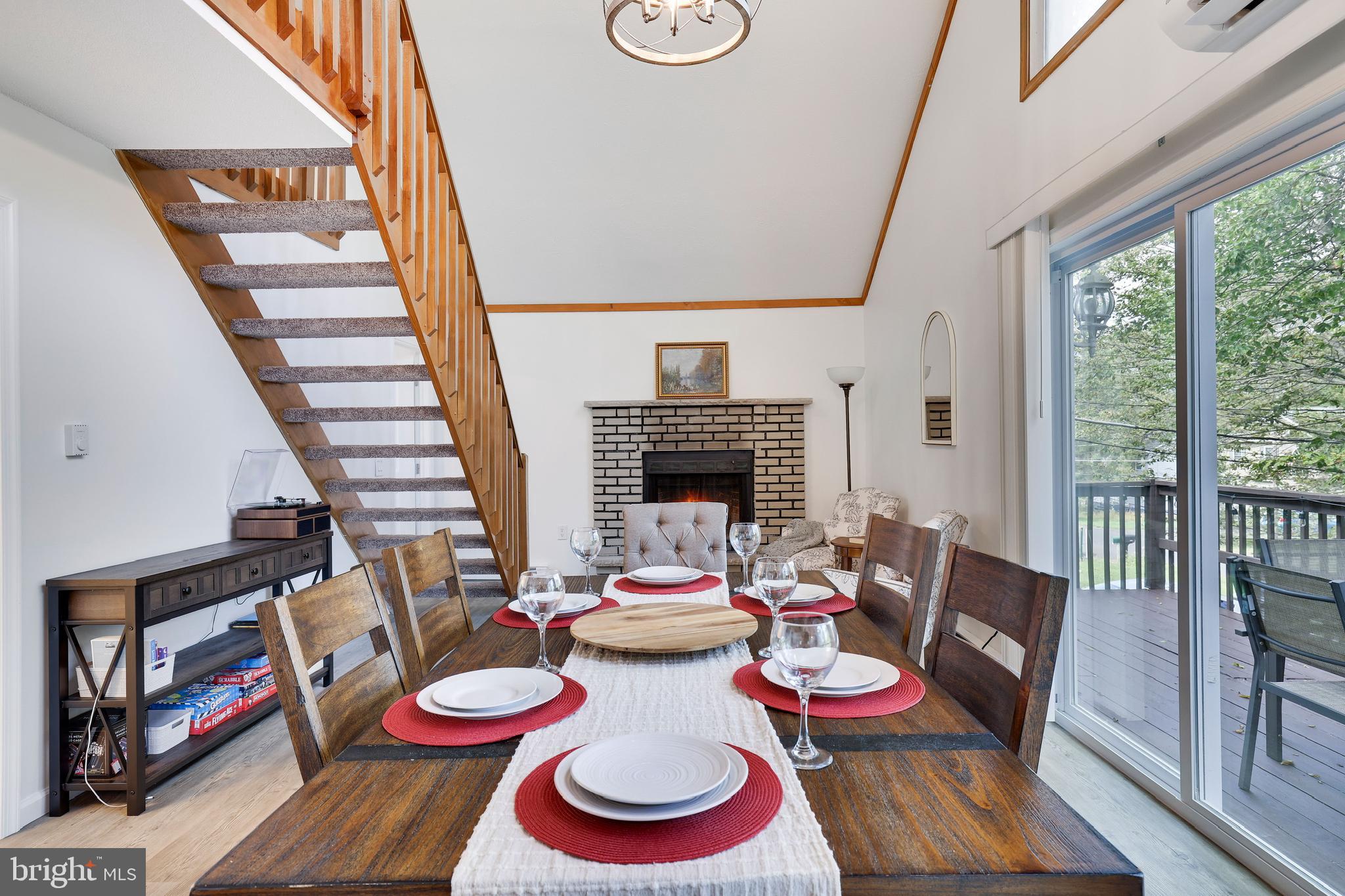 POCONO COUNTRY PLACE - Residential