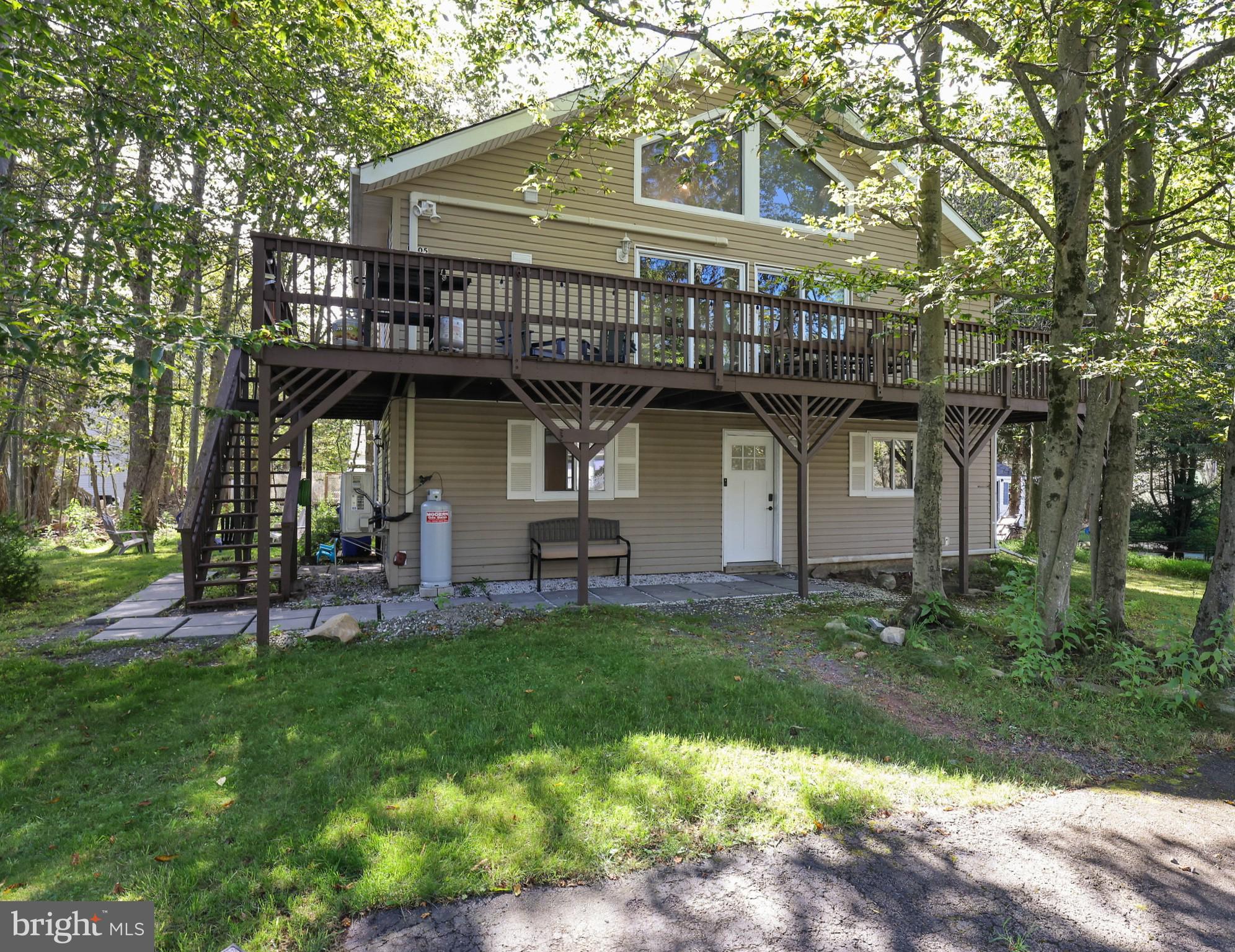 POCONO COUNTRY PLACE - Residential