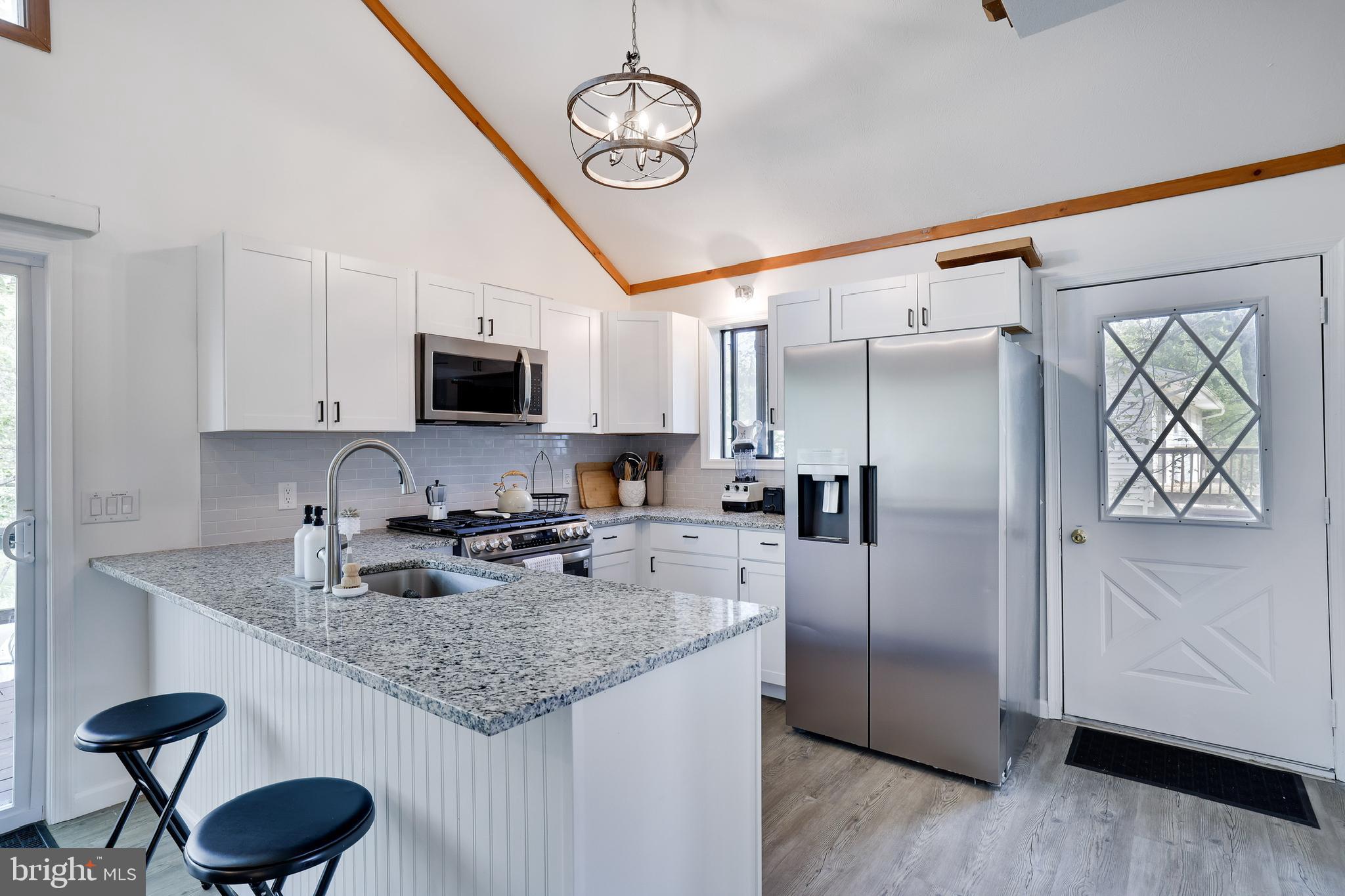 POCONO COUNTRY PLACE - Residential