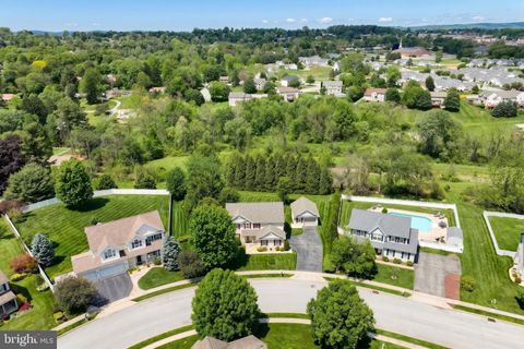 Tiny photo for 19 Rebecca Lane, YORK, PA 17403 (MLS # PAYK2103650)