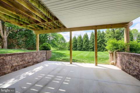 Tiny photo for 19 Rebecca Lane, YORK, PA 17403 (MLS # PAYK2103650)