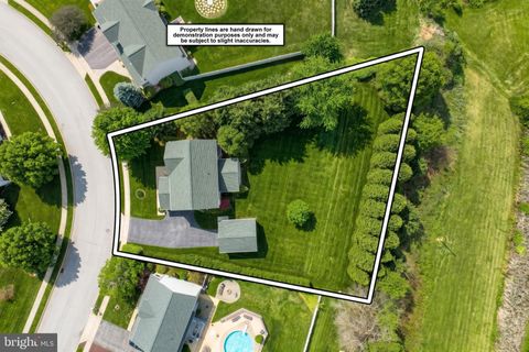 Tiny photo for 19 Rebecca Lane, YORK, PA 17403 (MLS # PAYK2103650)