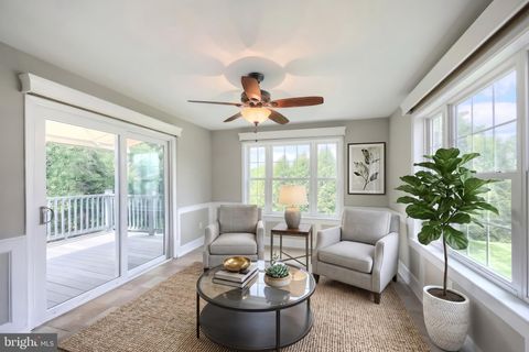 Tiny photo for 19 Rebecca Lane, YORK, PA 17403 (MLS # PAYK2103650)
