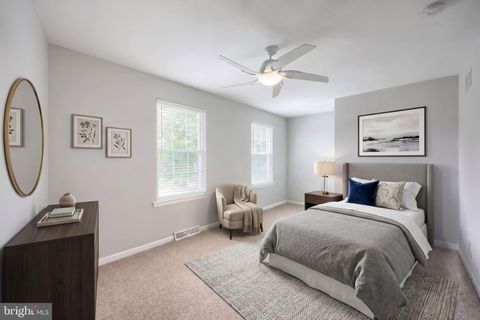 Tiny photo for 19 Rebecca Lane, YORK, PA 17403 (MLS # PAYK2103650)