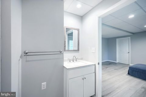 Tiny photo for 19 Rebecca Lane, YORK, PA 17403 (MLS # PAYK2103650)