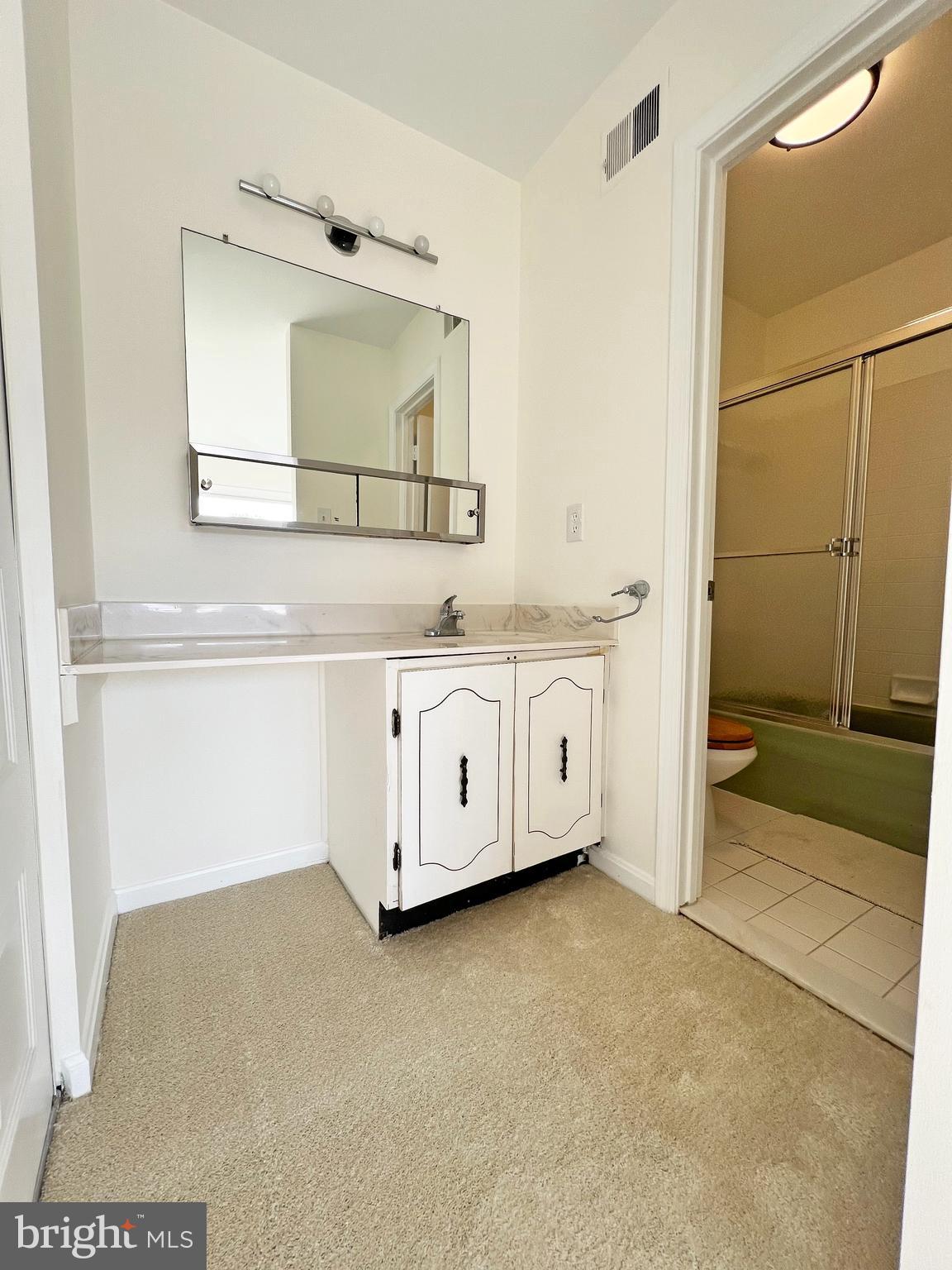 SEMINARY HEIGHTS - Residential