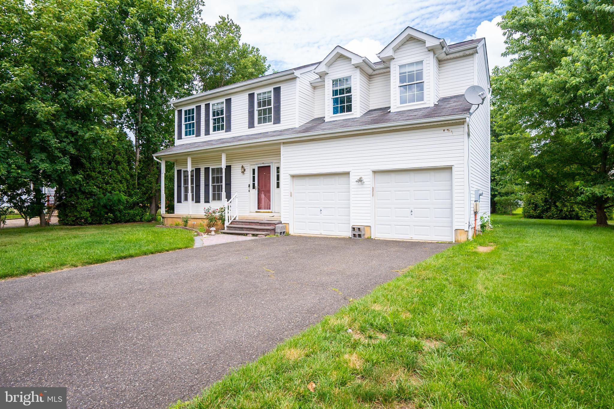 6 MAPLE AVENUE