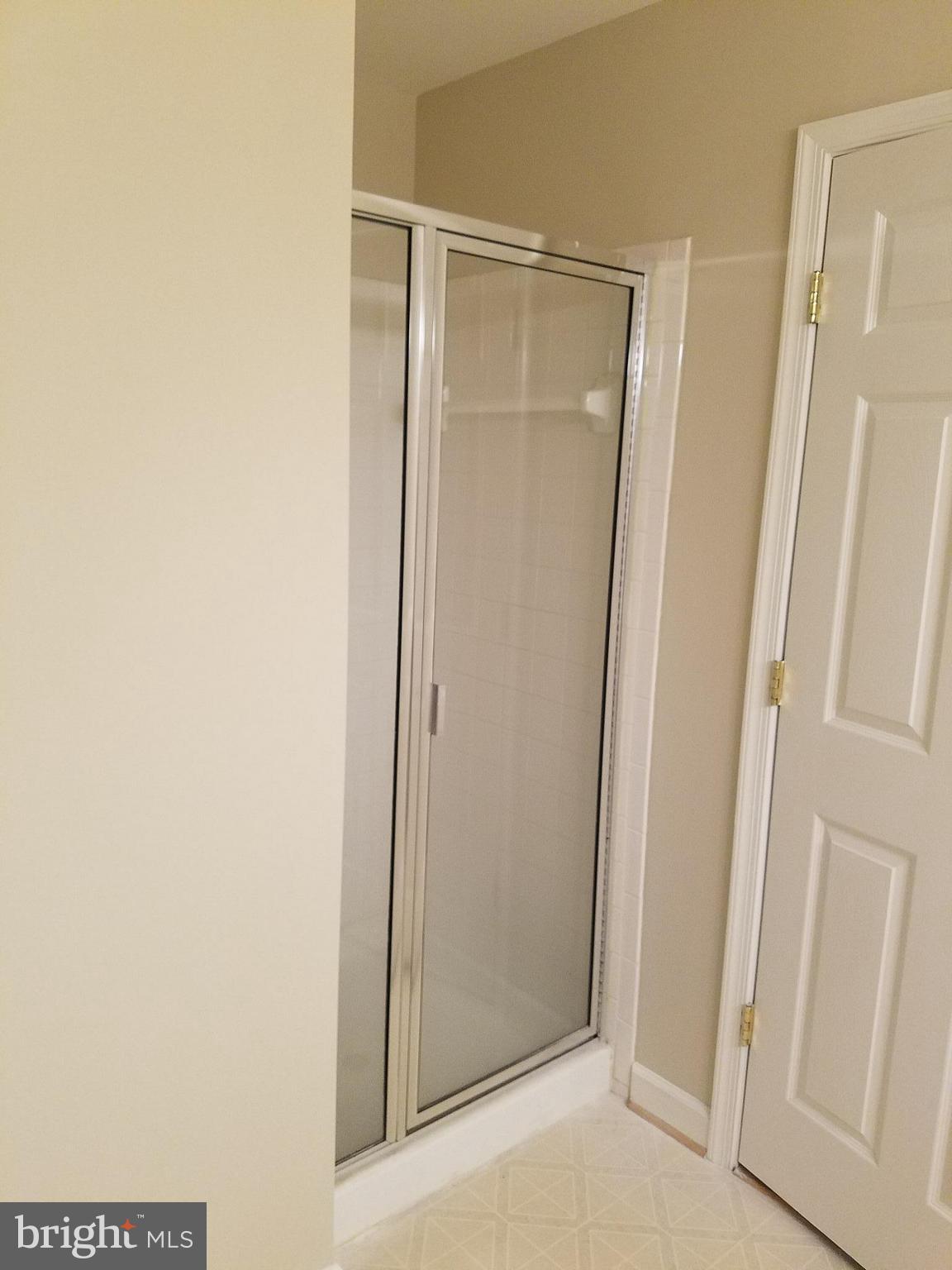 PRINCE WILLIAM COMMONS - Residential Lease