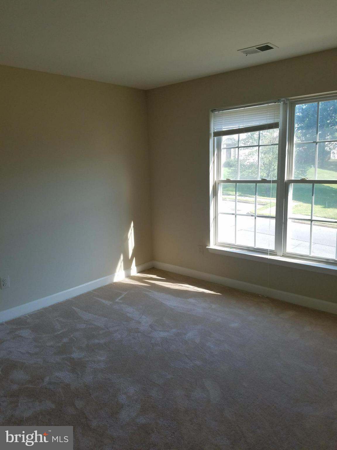 PRINCE WILLIAM COMMONS - Residential Lease