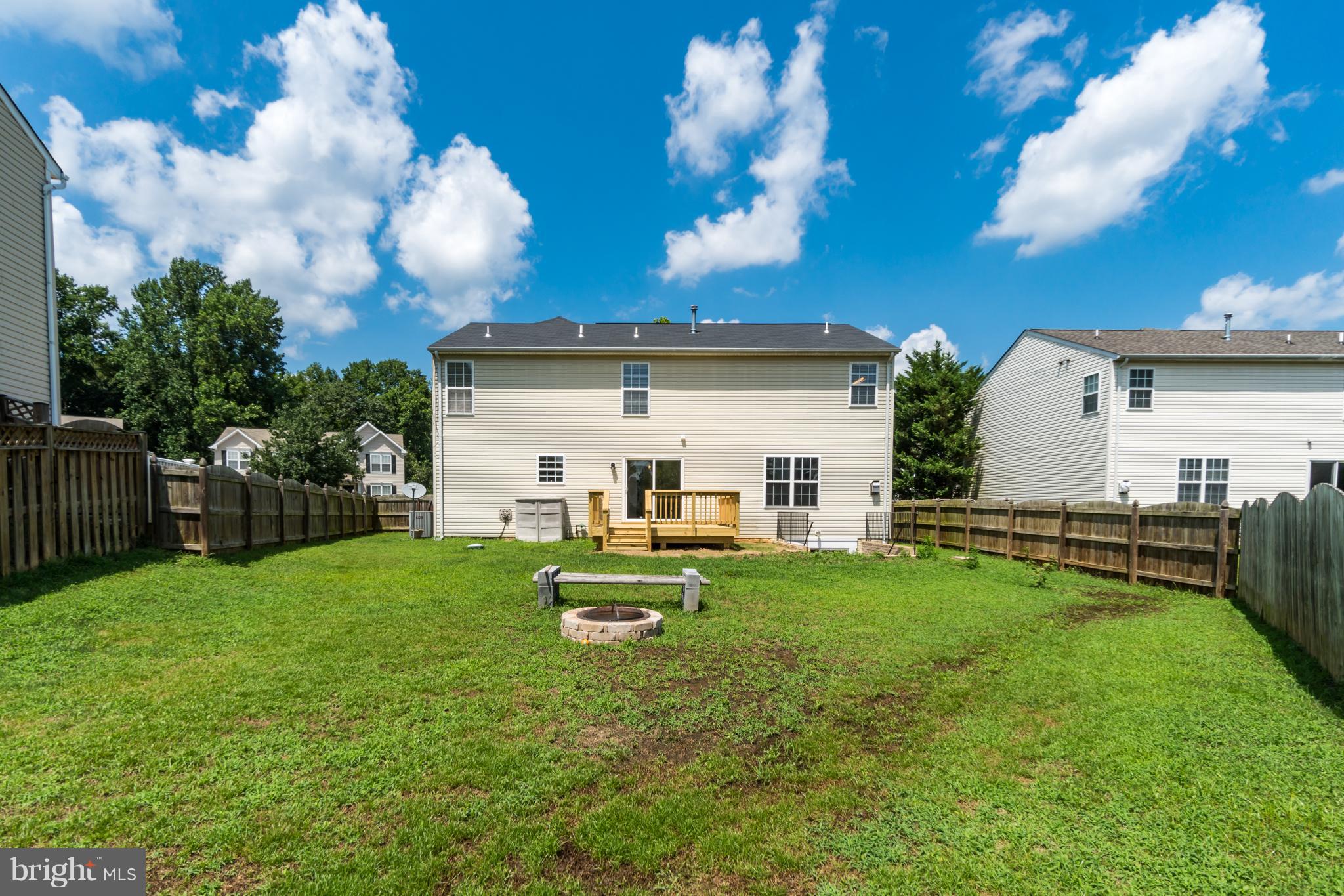 APPLE GROVE - Residential