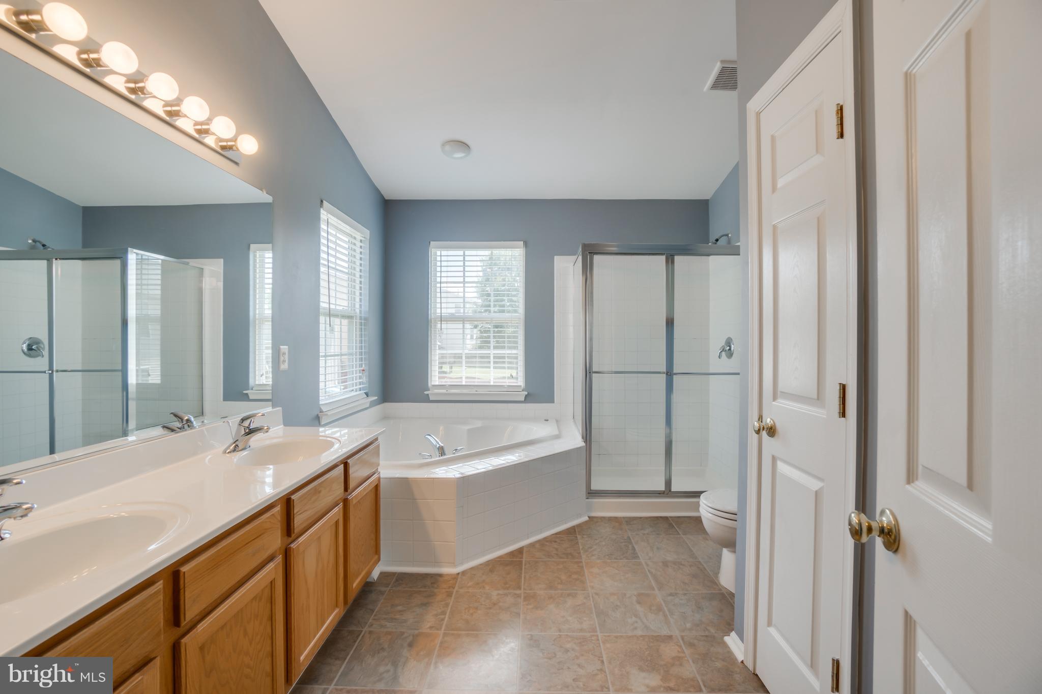 APPLE GROVE - Residential