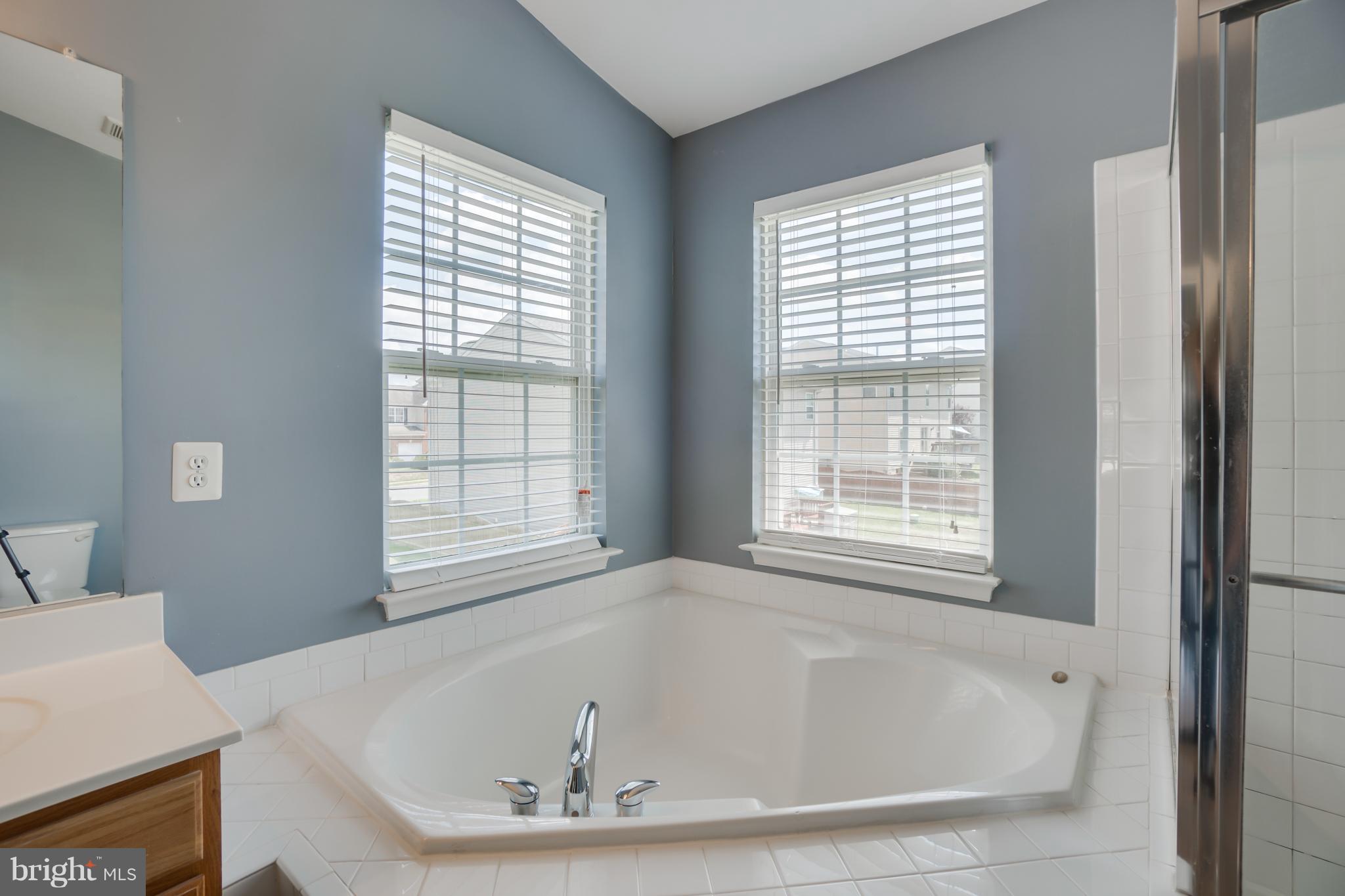 APPLE GROVE - Residential