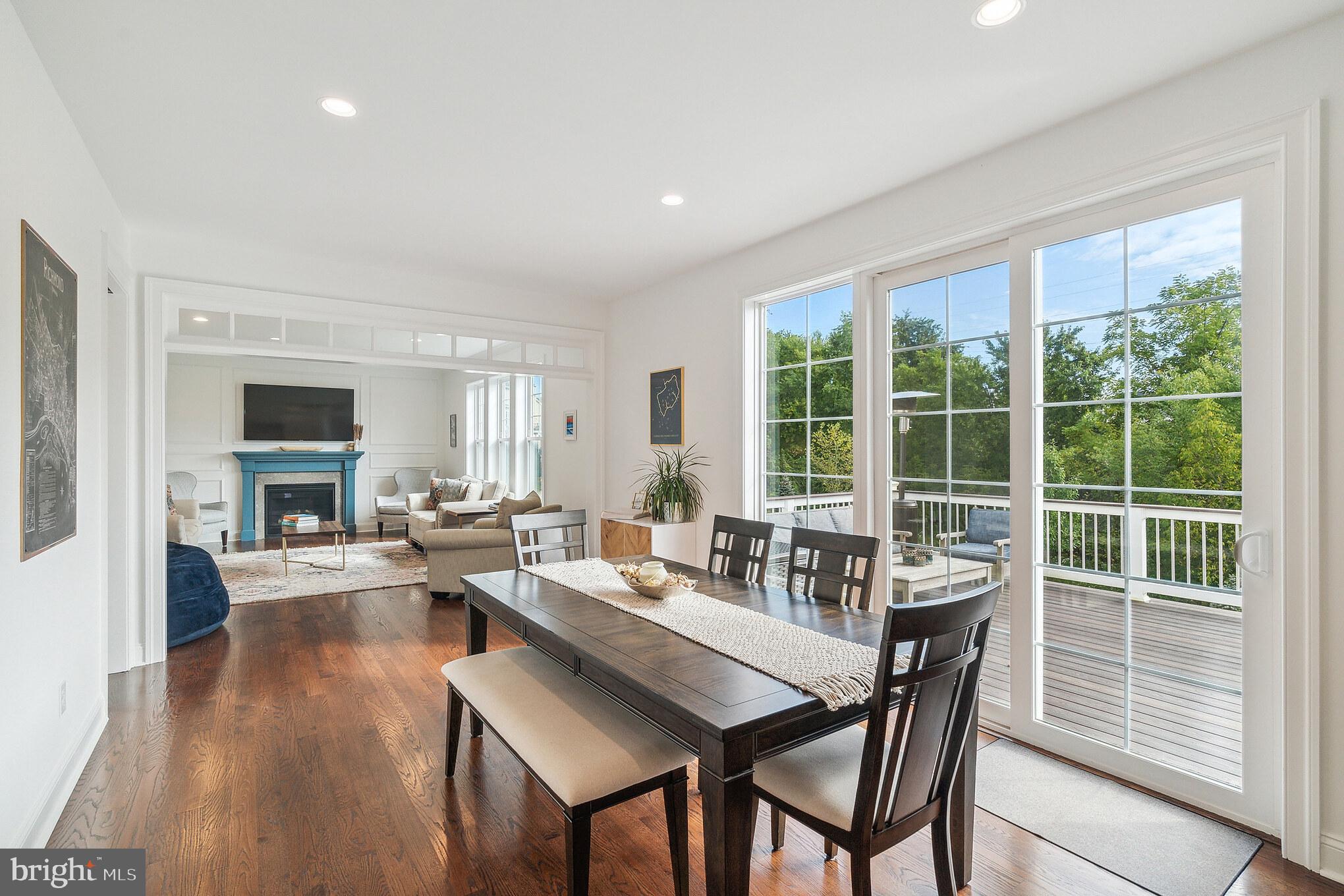 PLYMOUTH VALLEY ESTATES - Residential