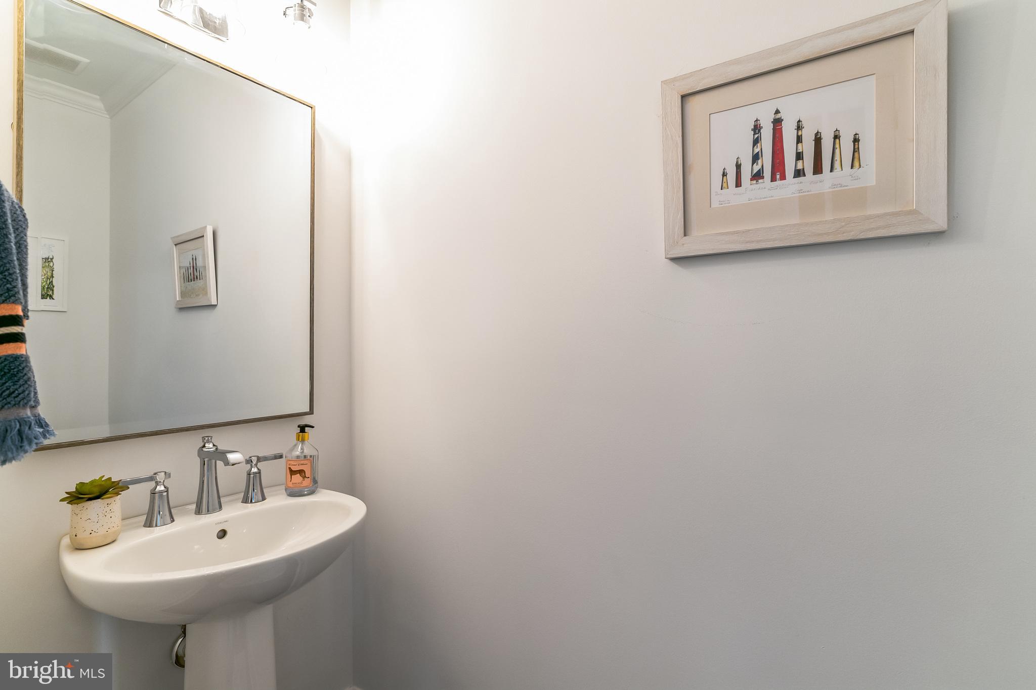 PLYMOUTH VALLEY ESTATES - Residential