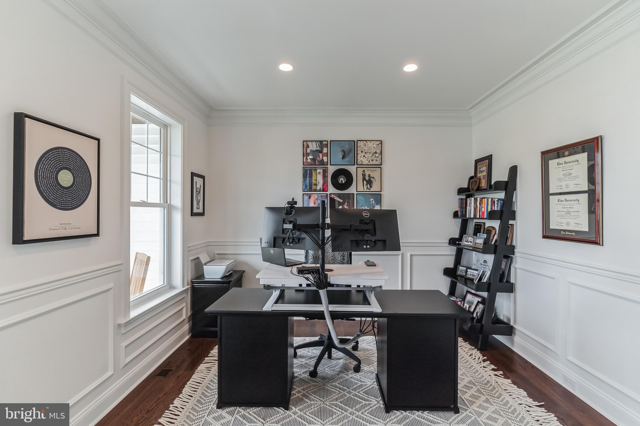 PLYMOUTH VALLEY ESTATES - Residential