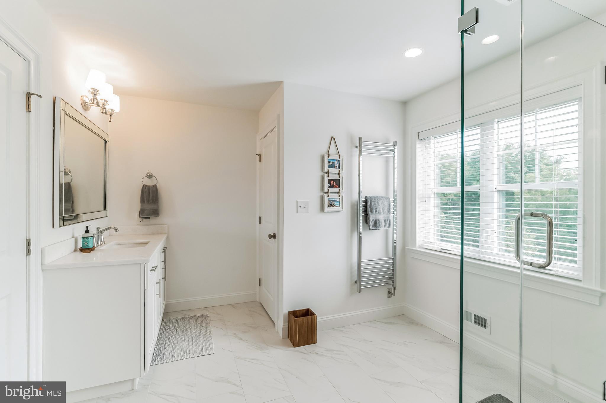 PLYMOUTH VALLEY ESTATES - Residential