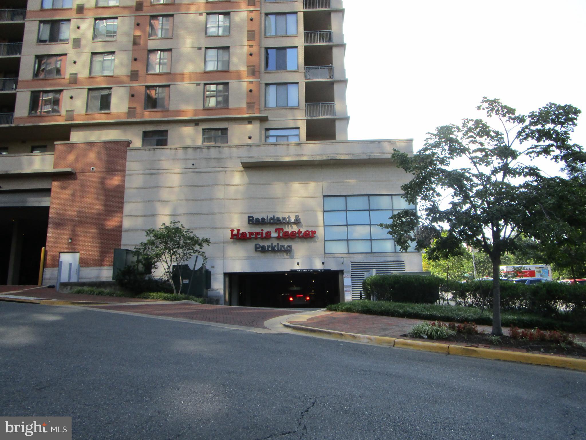 WHITE FLINT STATION - Residential