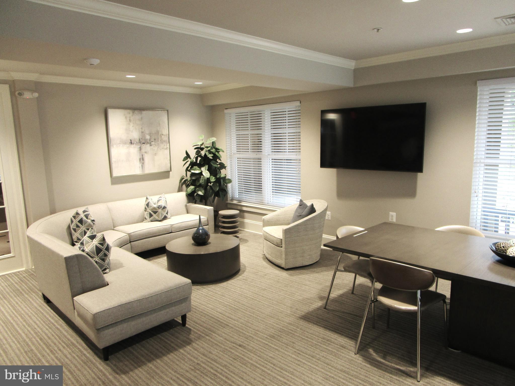 WHITE FLINT STATION - Residential