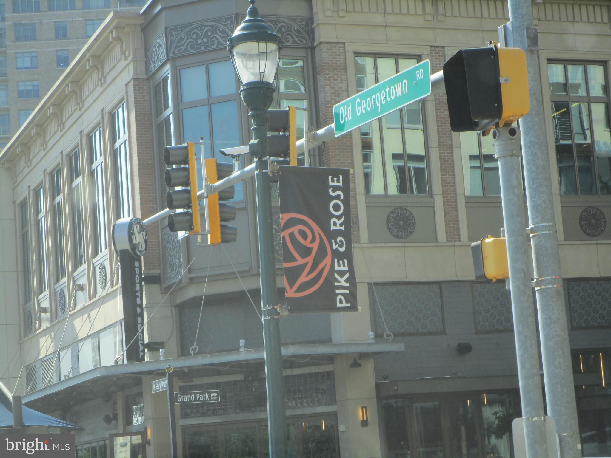 WHITE FLINT STATION - Residential