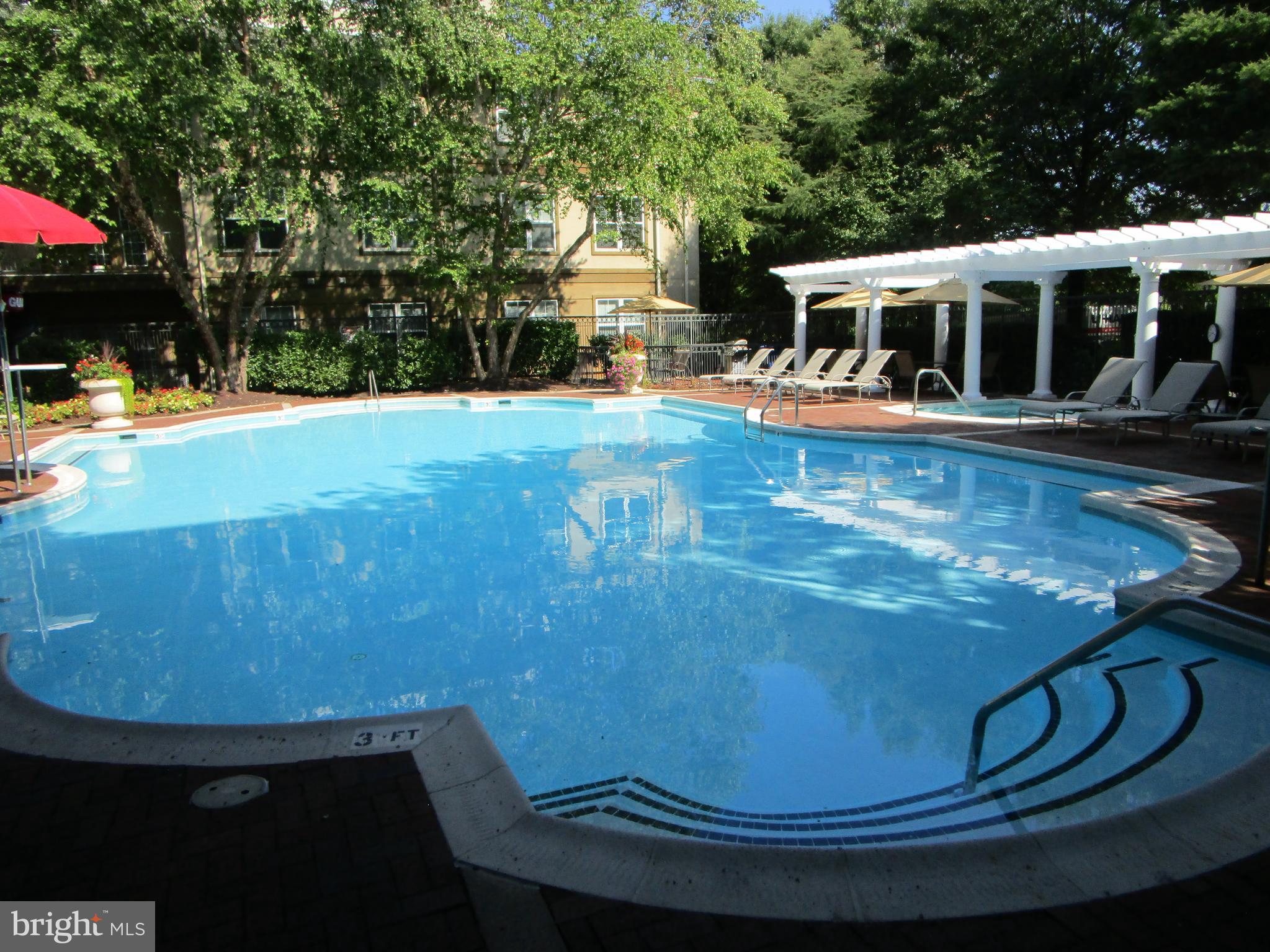 WHITE FLINT STATION - Residential