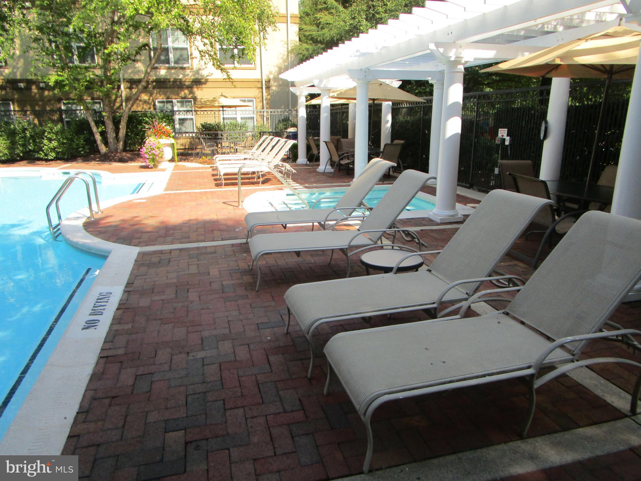 WHITE FLINT STATION - Residential