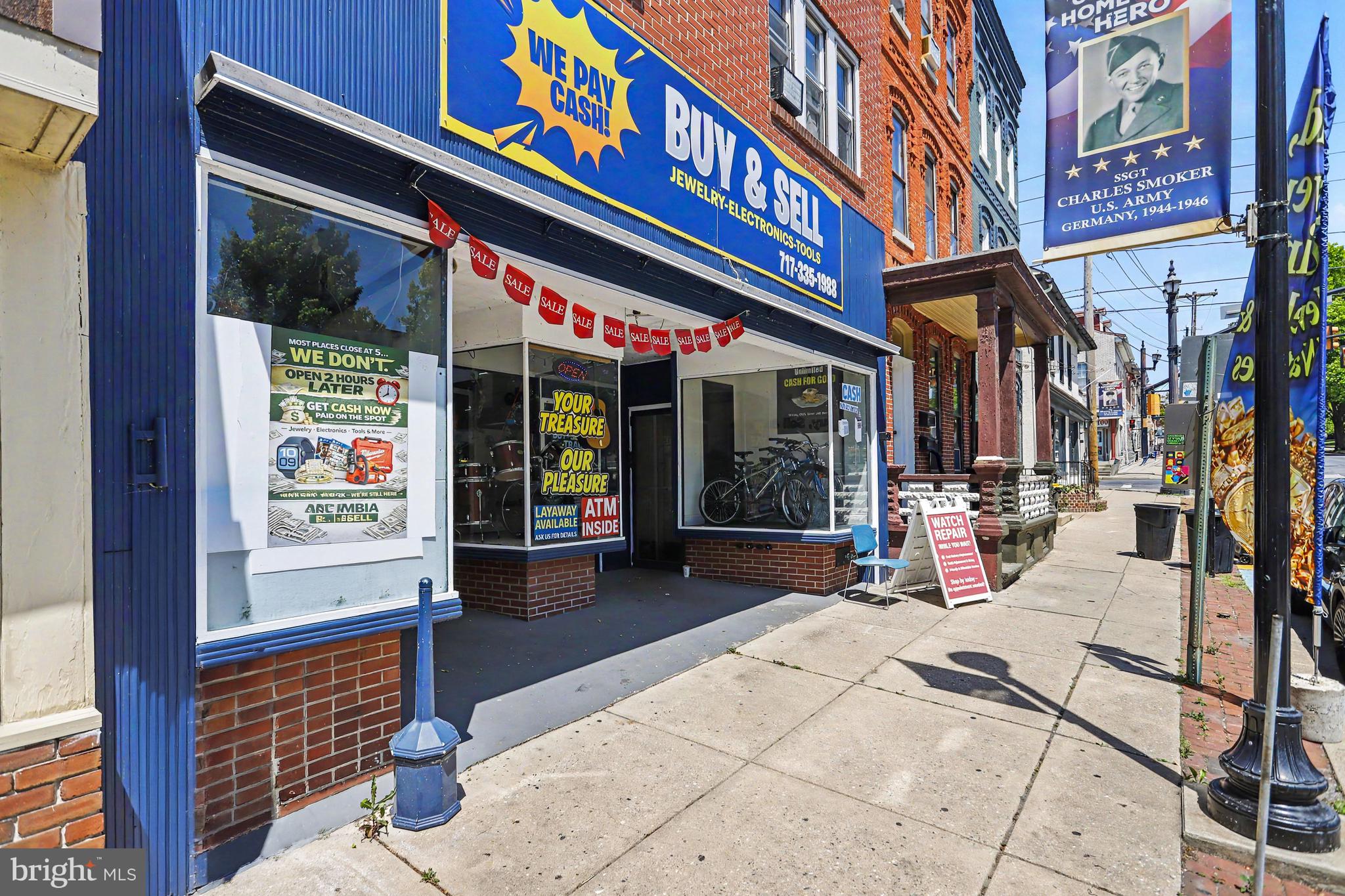 469 LOCUST STREET