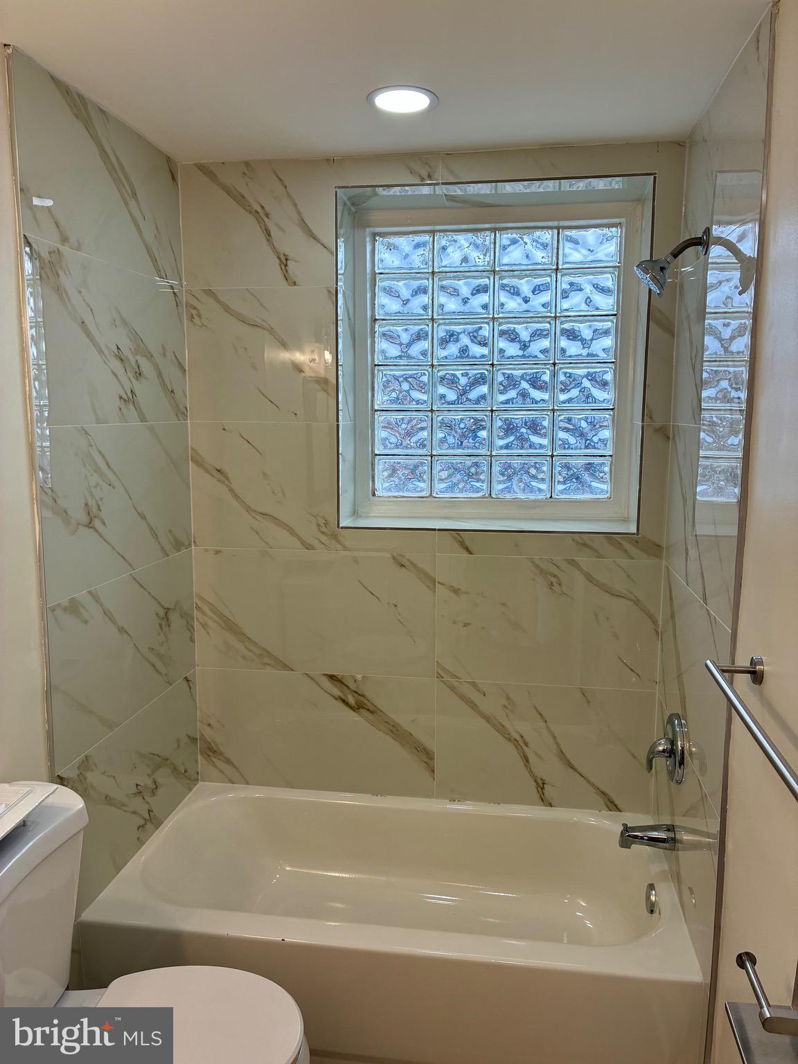 LAKELAND - Residential