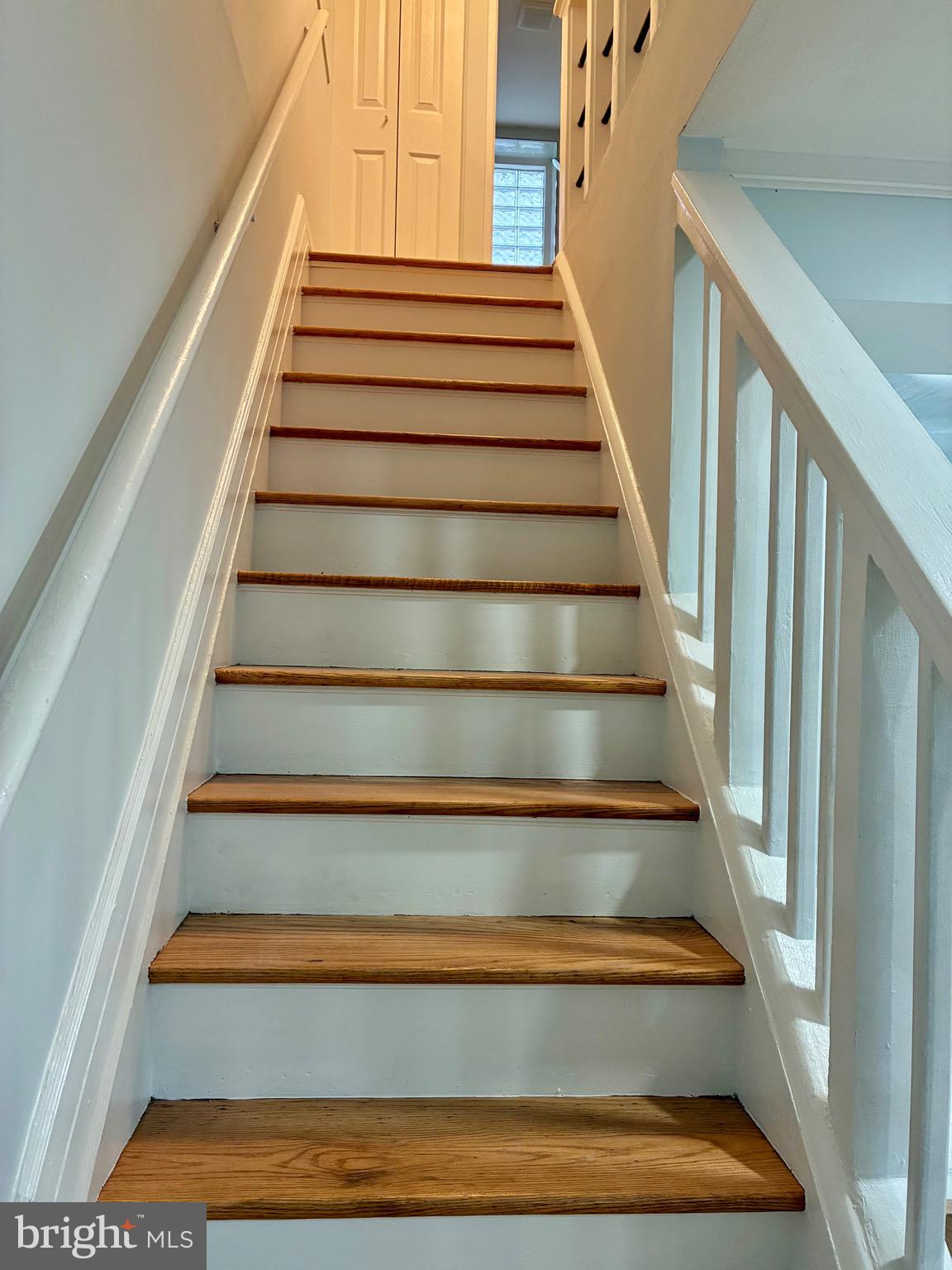 2704 MARBOURNE AVENUE