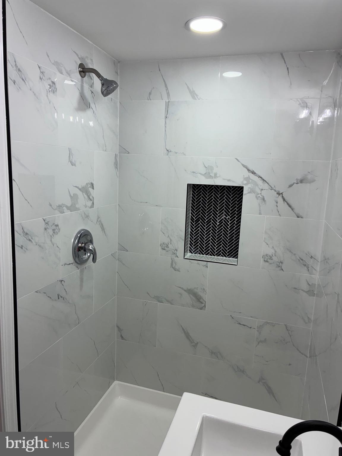 LAKELAND - Residential