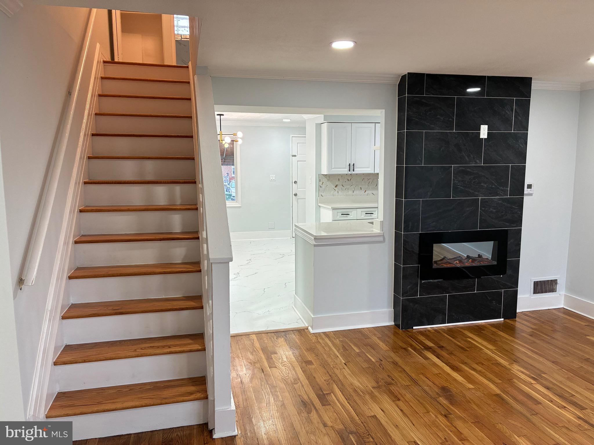 LAKELAND - Residential