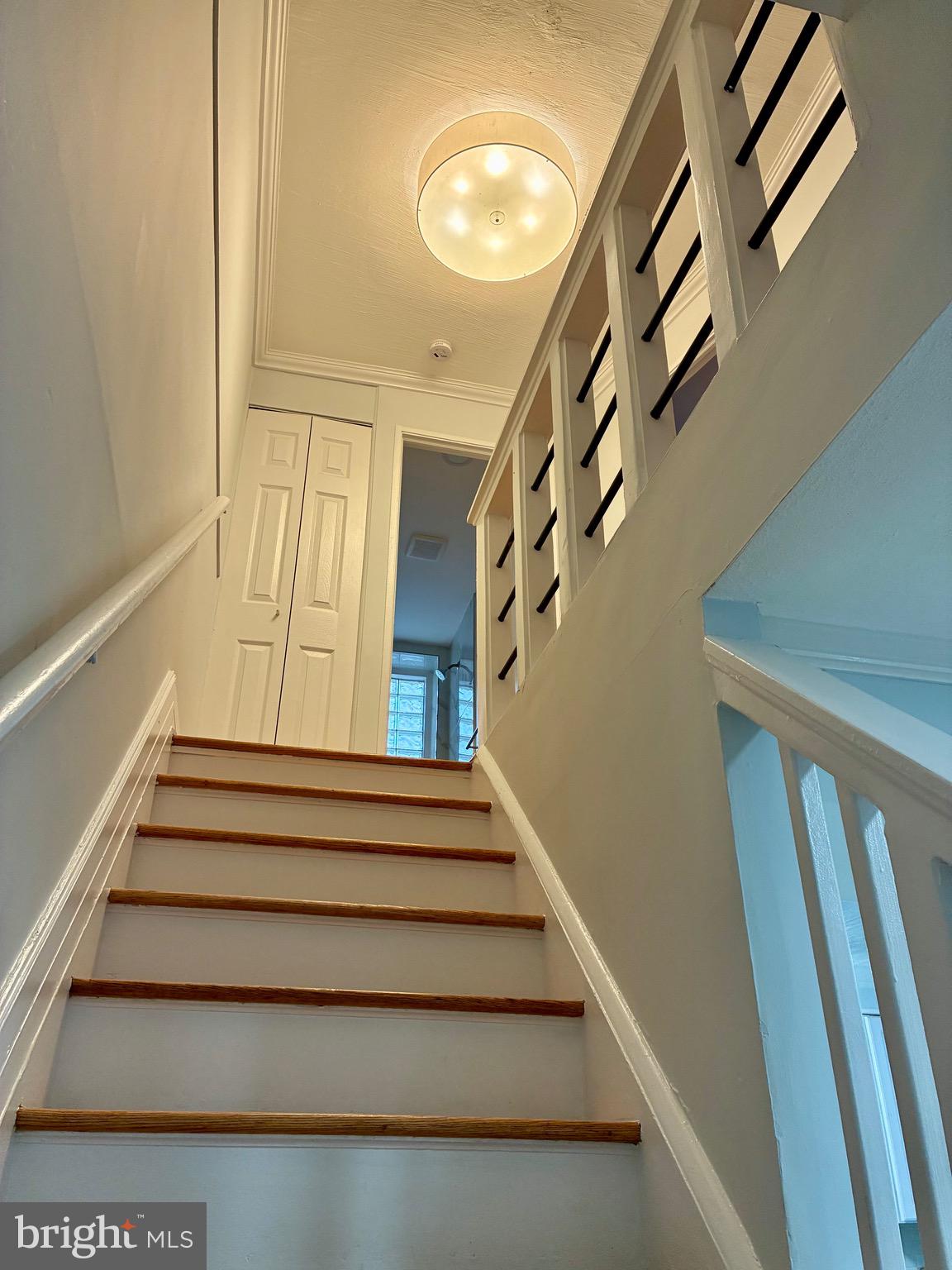 2704 MARBOURNE AVENUE