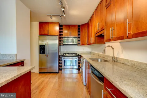 7333 New Hampshire Avenue Unit 510 S, Takoma Park, MD MLS: MDMC2204616