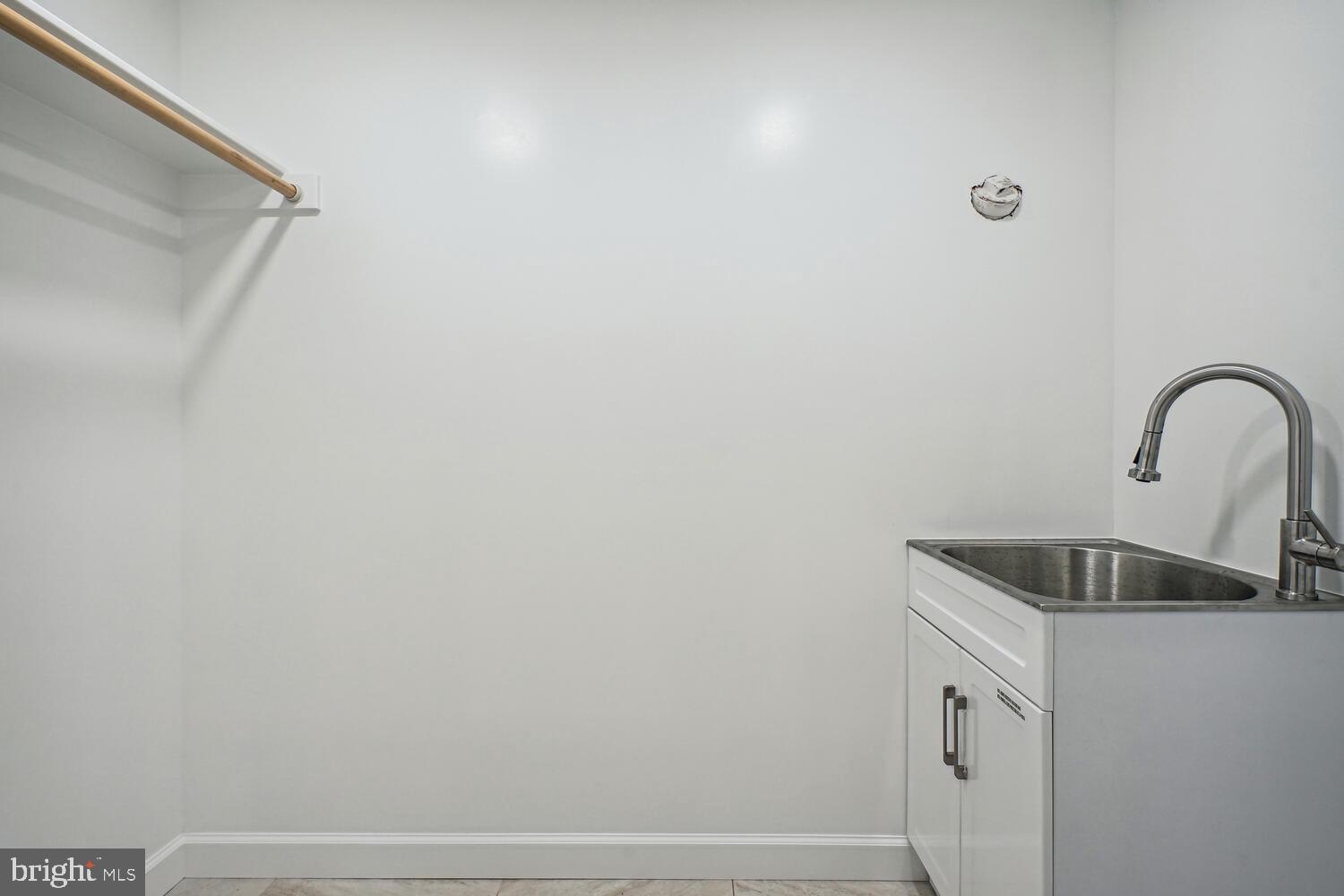 SHIRLEY ACRES - Residential Lease