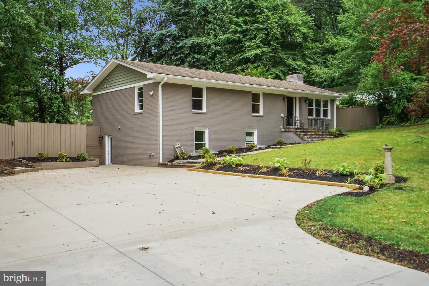 SHIRLEY ACRES - Residential Lease