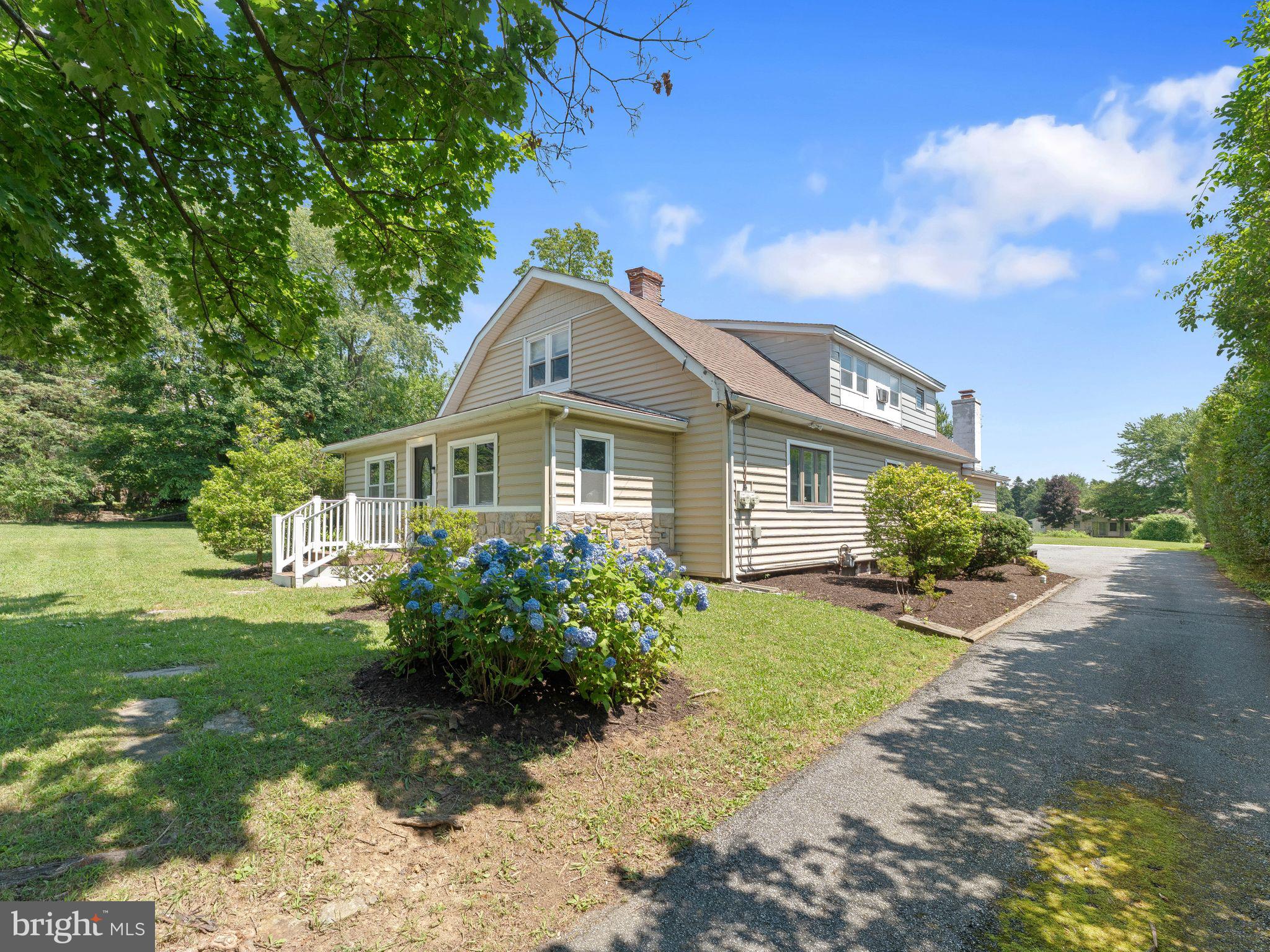 53 S NEW MIDDLETOWN ROAD