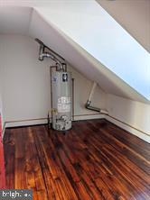 SPRING ARTS - Residential Lease